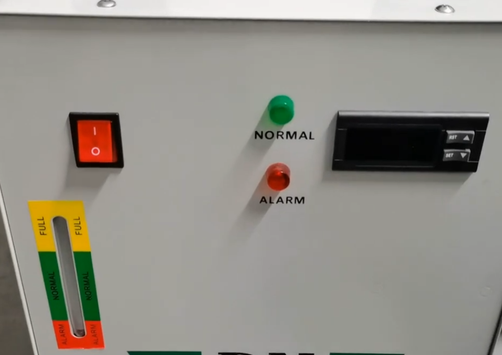 Chiller-Low-Water-Level-Alarm-Indicator-Light