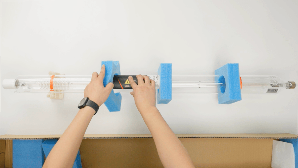 take-the-laser-tube-out-of-the-outer-packing-box